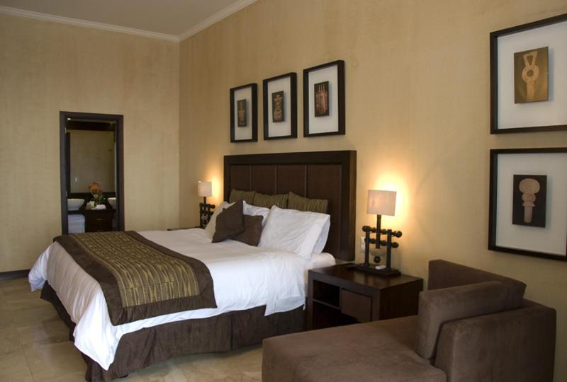Hotel La Reunion Golf Resort And Residences Antigua Eksteriør billede