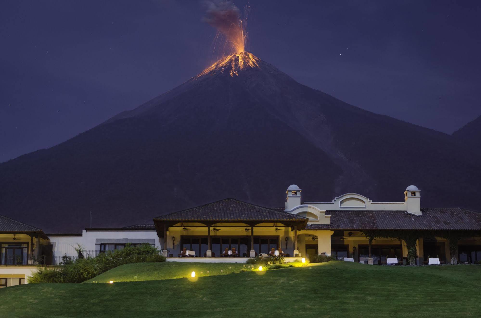 Hotel La Reunion Golf Resort And Residences Antigua Eksteriør billede